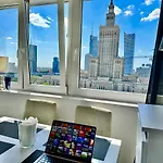 Apartamento Platinum Metro X2 Wifi 350 Mbs Netflix Hbo Appletv Varsóvia