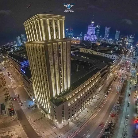 Platinum Metro X2 Wifi 350 Mbs Netflix Hbo Appletv Apartment