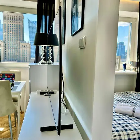 Platinum Metro X2 Wifi 350 Mbs Netflix Hbo Appletv Appartement Varsovie