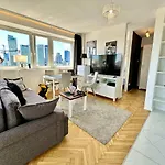 Apartman Platinum Metro X2 Wifi 350 Mbs Netflix Hbo Appletv Varsó